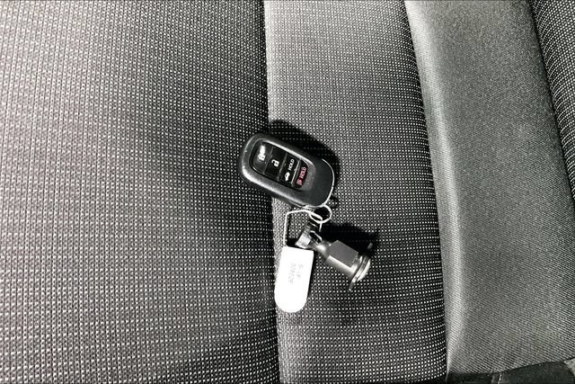 Used 2024 Honda Civic LX image 29