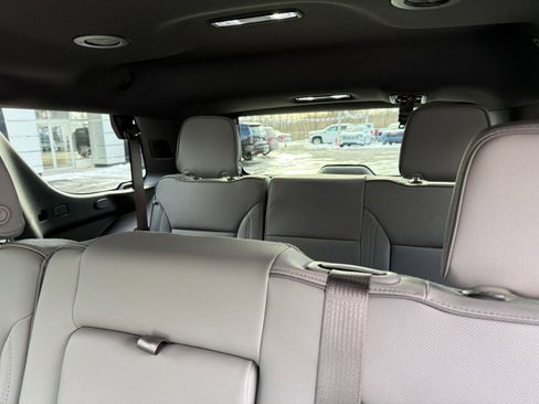 New 2026 GMC Yukon Elevation image 19