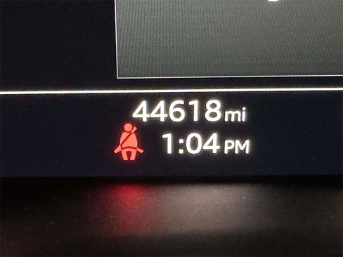 Used 2022 Audi SQ5 Prestige w/ Prestige Package image 34