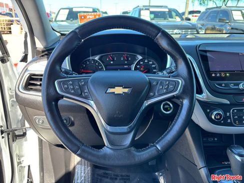 Used 2020 Chevrolet Equinox Premier FWD image 20