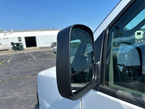Used 2025 GMC Savana 2500 w/ Driver Convenience Package RWD image 23