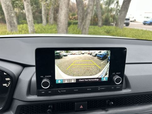 Used 2025 Honda CR-V Sport image 22