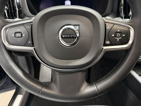 Used 2023 Volvo XC60 B5 Core w/ Climate Package AWD/4WD image 13