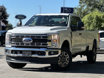 New 2025 Ford F350 XLT