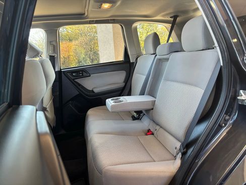 Used 2016 Subaru Forester 2.5i Premium image 22