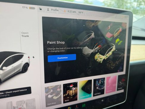Used 2021 Tesla Model Y Long Range AWD/4WD image 25