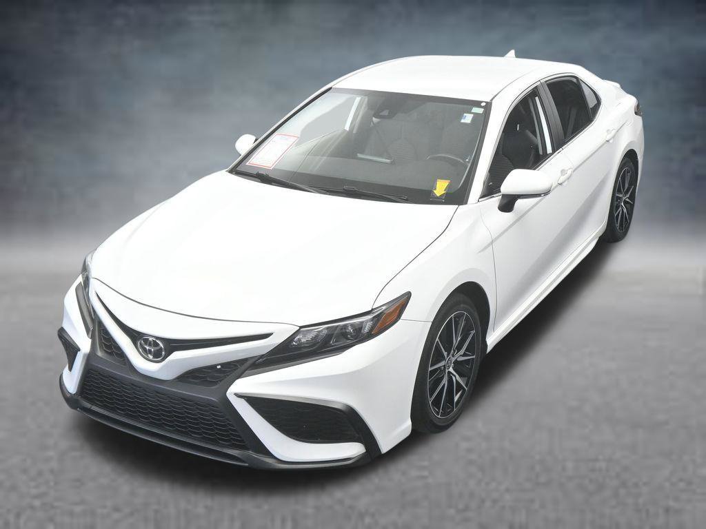 Used 2024 Toyota Camry SE w/ Convenience Package FWD image 40
