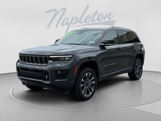 Certified 2023 Jeep Grand Cherokee Overland w/ Luxury Tech Group IV AWD/4WD image 1
