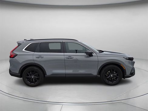 Used 2024 Honda CR-V Sport image 3