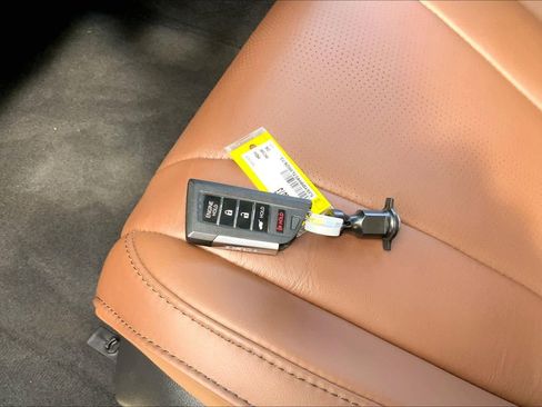 Used 2026 Acura MDX FWD w/ Technology Package image 13