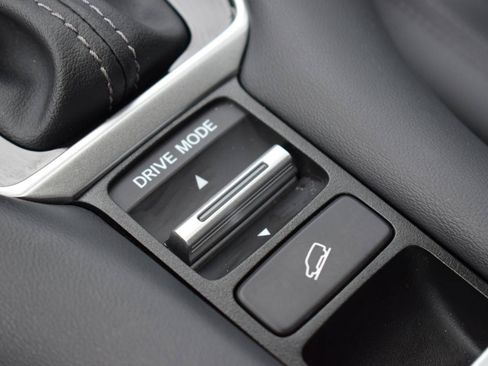 Used 2026 Honda HR-V EX-L image 36