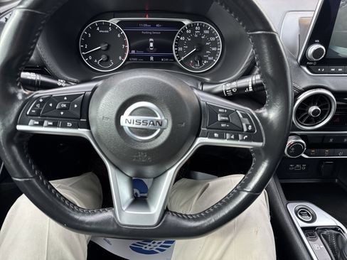 Used 2022 Nissan Sentra SV image 23