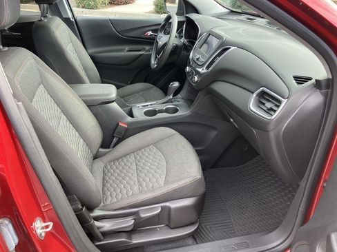 Used 2020 Chevrolet Equinox LT image 31