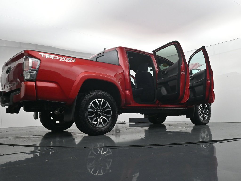 Used 2020 Toyota Tacoma TRD Sport w/ Technology Package AWD/4WD image 43
