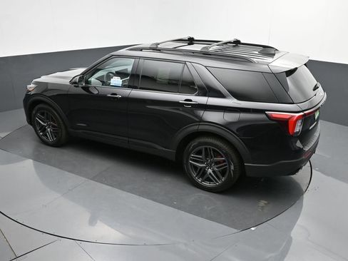 New 2025 Ford Explorer ST image 40