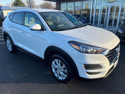 Used 2019 Hyundai Tucson SE image 4