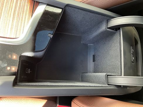 New 2026 Volvo V60 B5 Cross Country Plus w/ Climate Package image 31