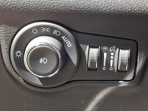 Used 2024 Jeep Compass Limited AWD/4WD image 23