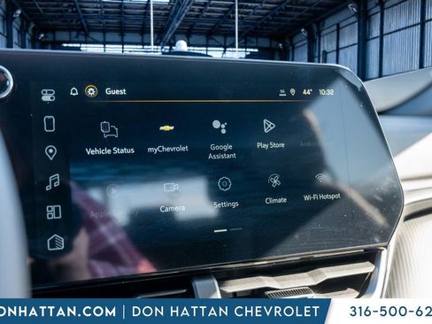 New 2026 Chevrolet Equinox LT w/ Convenience Package II FWD image 9