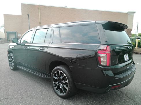 Used 2023 Chevrolet Suburban RST w/ Luxury Package AWD/4WD image 27