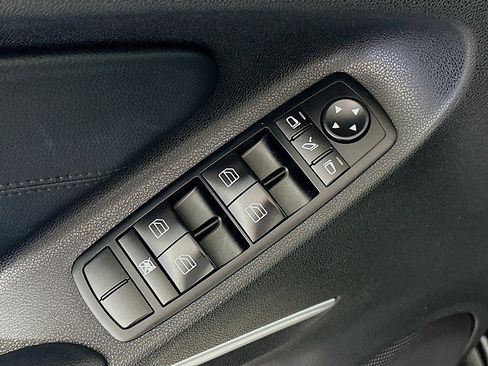 Used 2011 Mercedes-Benz ML 350 4MATIC image 20