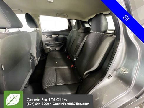 Used 2019 Nissan Rogue Sport S AWD/4WD image 26