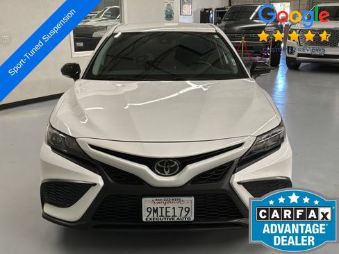 Used 2024 Toyota Camry SE FWD image 2