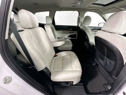 Used 2022 Kia Telluride EX w/ EX Premium Package AWD/4WD image 30
