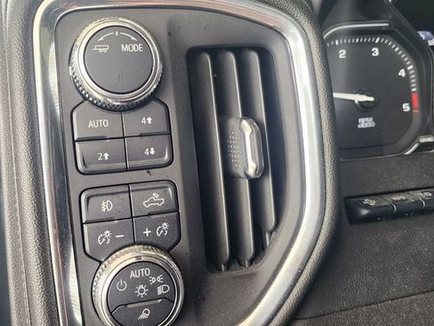 Used 2023 GMC Sierra 2500 Denali w/ Denali Ultimate Package AWD/4WD image 27
