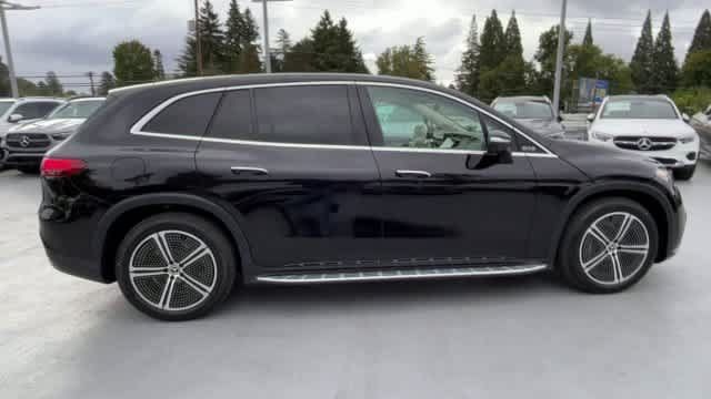 Used 2023 Mercedes-Benz EQS 450+ 4MATIC SUV image 9