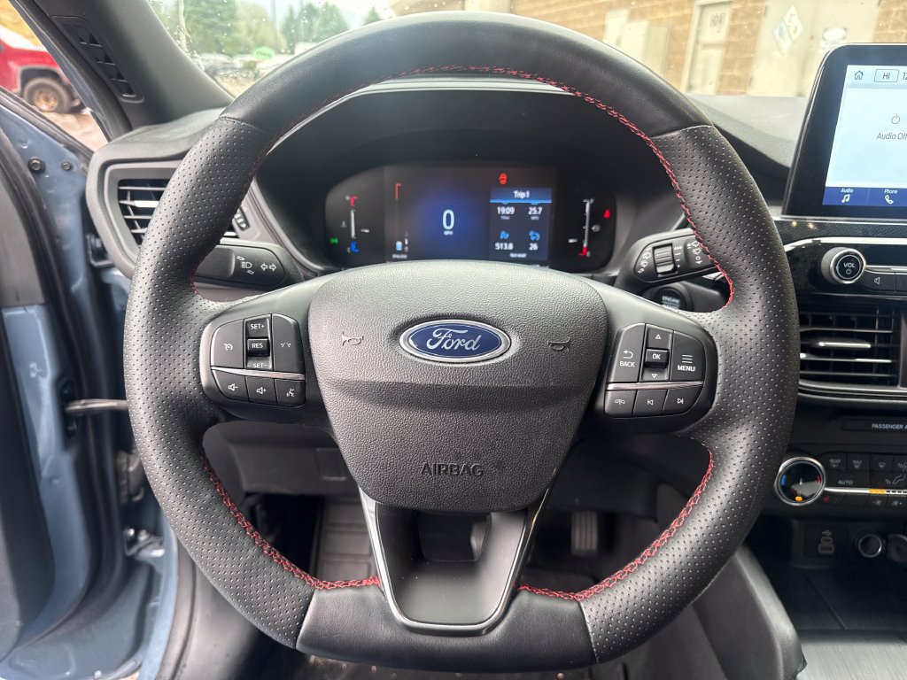 Certified 2025 Ford Escape ST-Line Select AWD/4WD image 14
