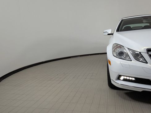 Used 2011 Mercedes-Benz E 350 Cabriolet image 12