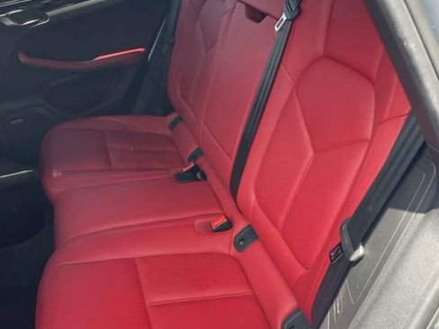 Used 2019 Porsche Macan S AWD/4WD image 11