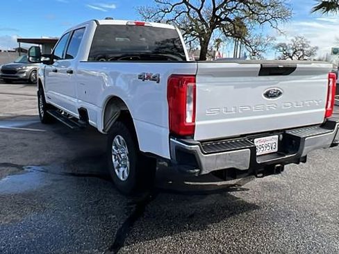 Used 2024 Ford F250 XLT image 5