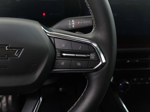 Used 2024 Chevrolet Traverse Z71 image 18