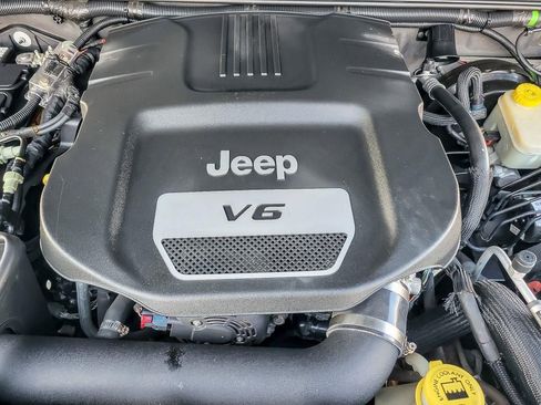 Used 2014 Jeep Wrangler Unlimited Sport w/ Quick Order Package 24S image 22