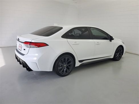 Certified 2023 Toyota Corolla SE image 6