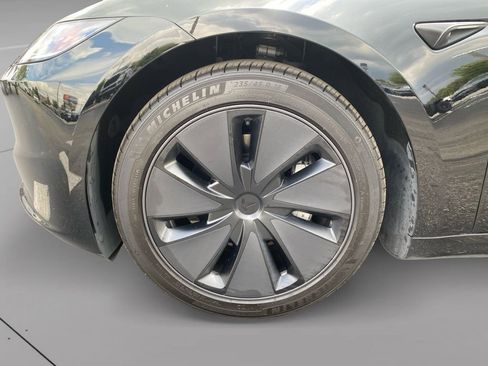 Used 2024 Tesla Model 3 Long Range RWD image 12