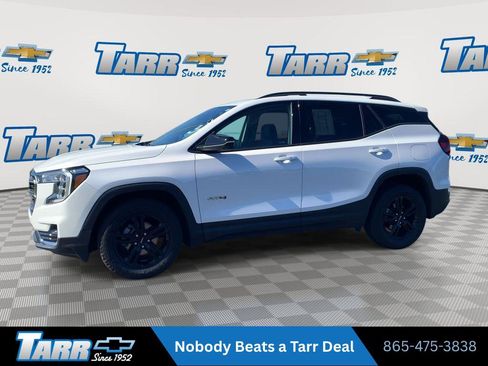 Used 2024 GMC Terrain AT4 w/ Tech Package AWD/4WD image 5