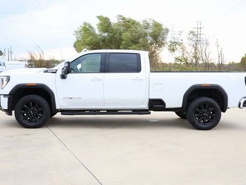 Certified 2025 GMC Sierra 3500 AT4 w/ Technology Package image 5