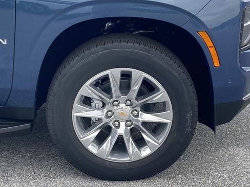 New 2026 Chevrolet Suburban Premier w/ Sun And Tow Package image 10