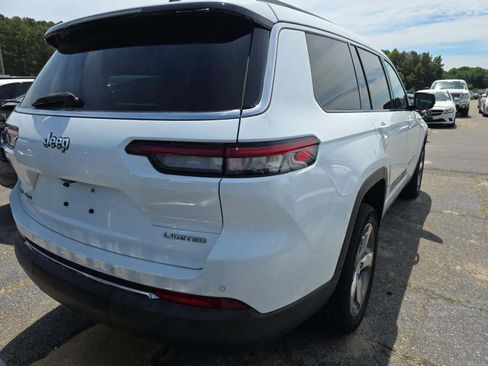 Used 2021 Jeep Grand Cherokee L Limited AWD/4WD image 3