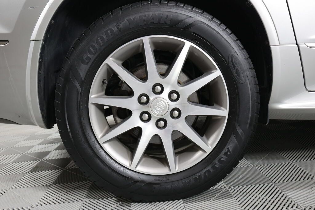 Used 2014 Buick Enclave Leather AWD/4WD image 7