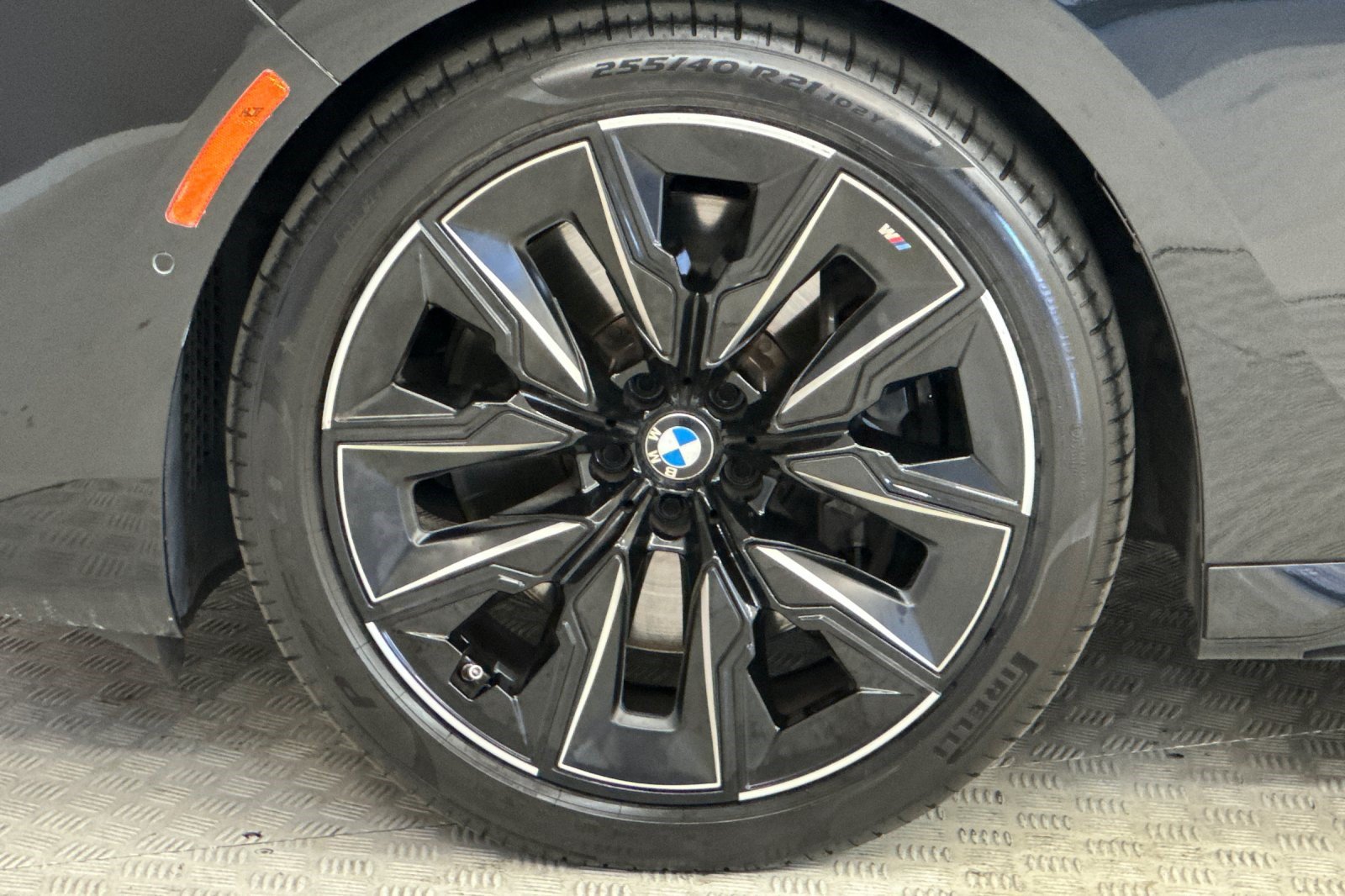 Used 2023 BMW 740i RWD image 12
