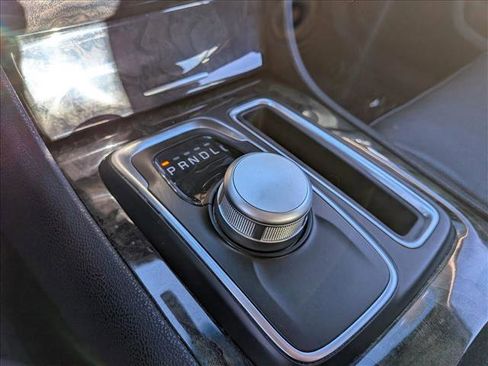 Used 2022 Chrysler 300 Touring L w/ Popular Equipment Group image 11