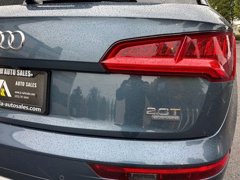 Used 2018 Audi Q5 2.0T Premium Plus w/ Premium Plus Package image 16