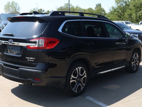 Used 2023 Subaru Ascent Limited w/ Technology Package AWD/4WD image 5