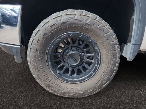 Used 2021 GMC Sierra 2500 SLE w/ SLE Value Package; AWD/4WD image 14
