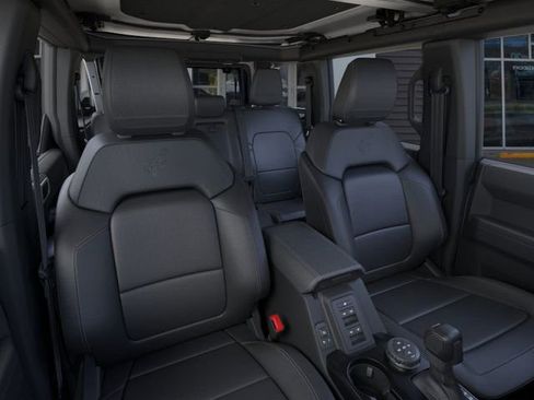 New 2026 Ford Bronco Badlands image 10