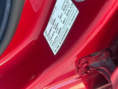 Used 2017 Tesla Model 3 Long Range image 32